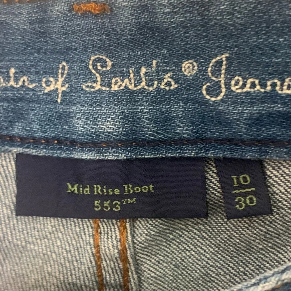 NWT LEVI’S Eco 553 Mid-Rise Boot Cut Jeans Size 10/30 - Picture 2 of 12